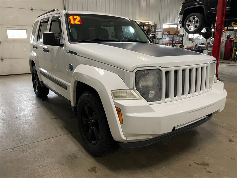 Used 2012 Jeep Liberty Arctic AWD/4WD image 3