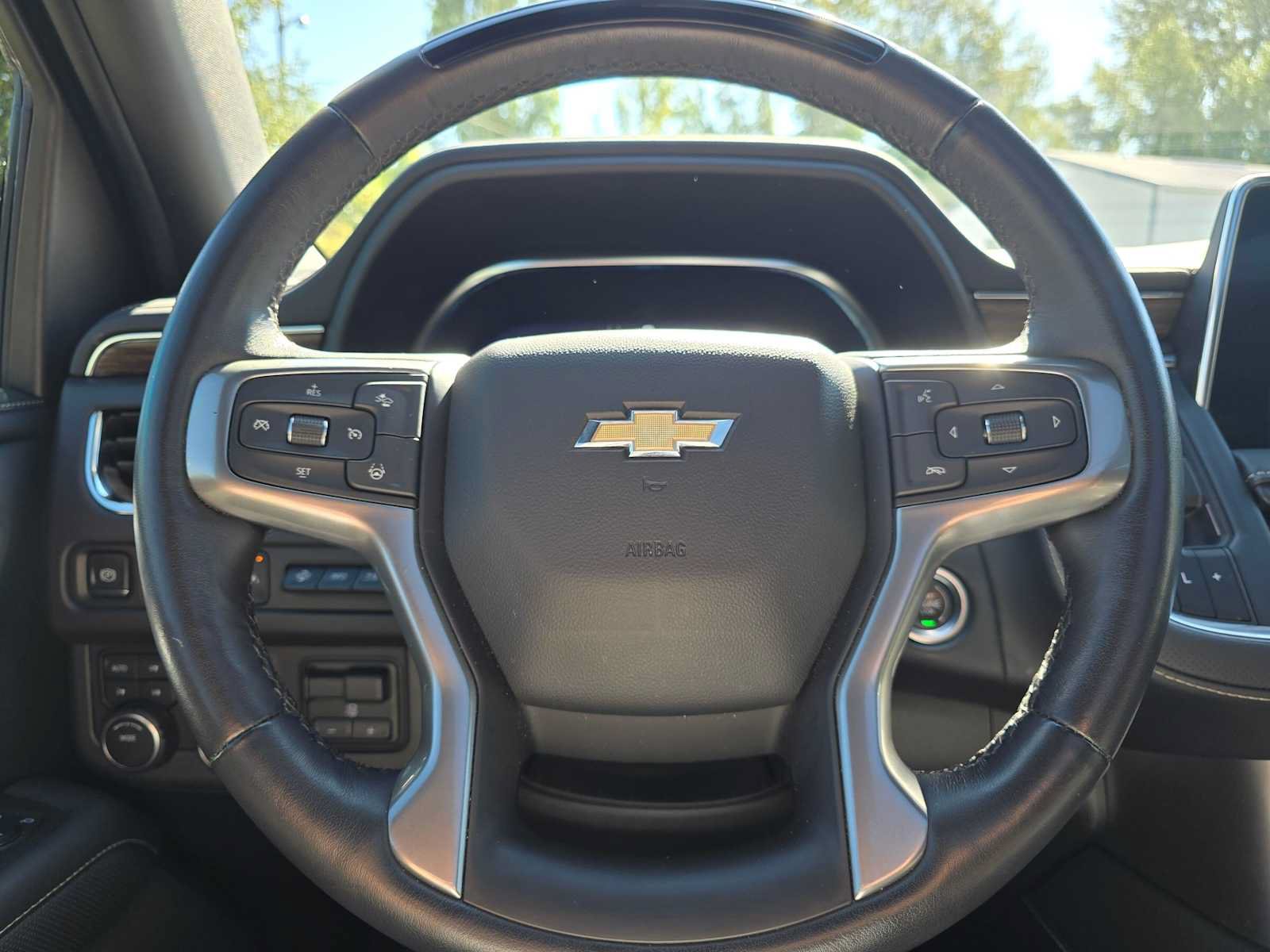 Used 2023 Chevrolet Tahoe Premier w/ Advanced Technology Package AWD/4WD image 26