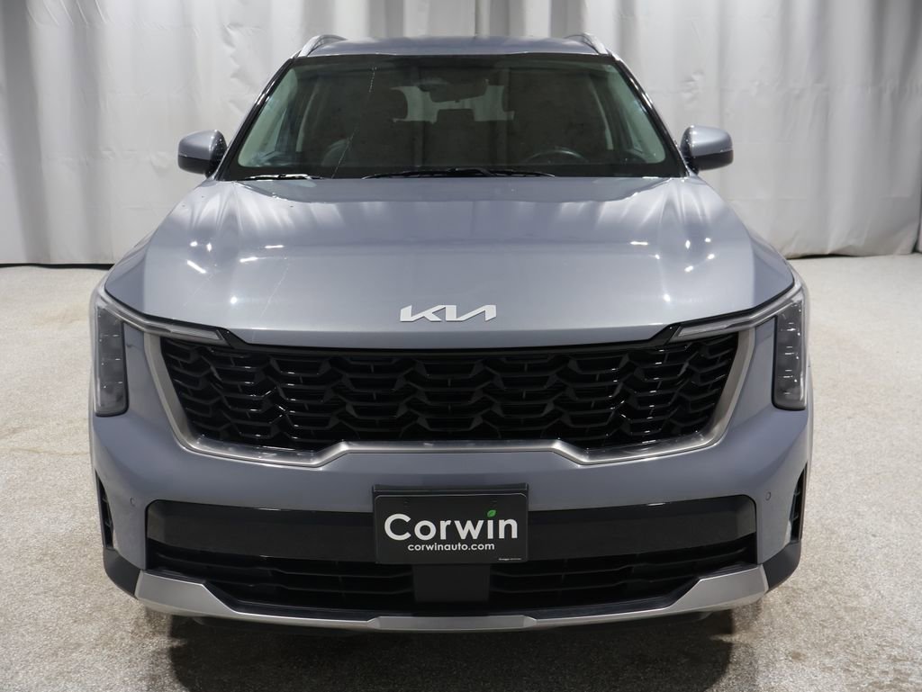 Used 2024 Kia Sorento S image 6