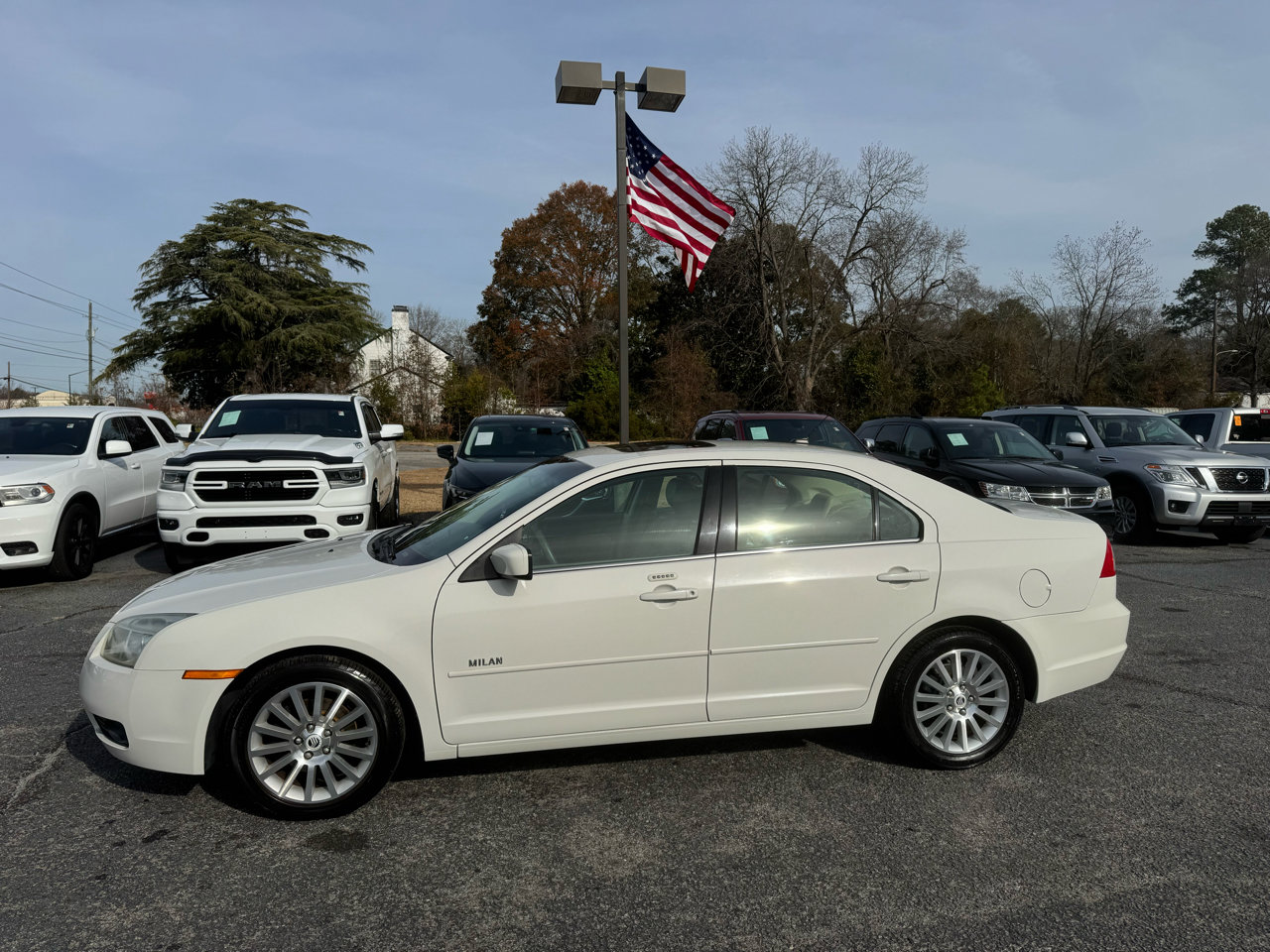 Used 2008 Mercury Milan Premier image 9