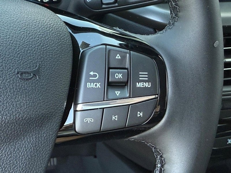 New 2025 Ford Escape Active w/ Active Premium Tech Pack image 14