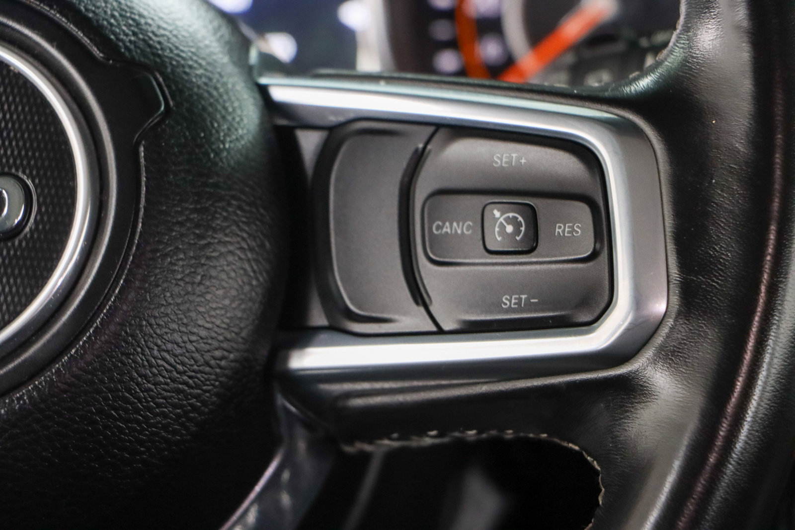 Used 2022 Jeep Wrangler Unlimited Sahara image 16