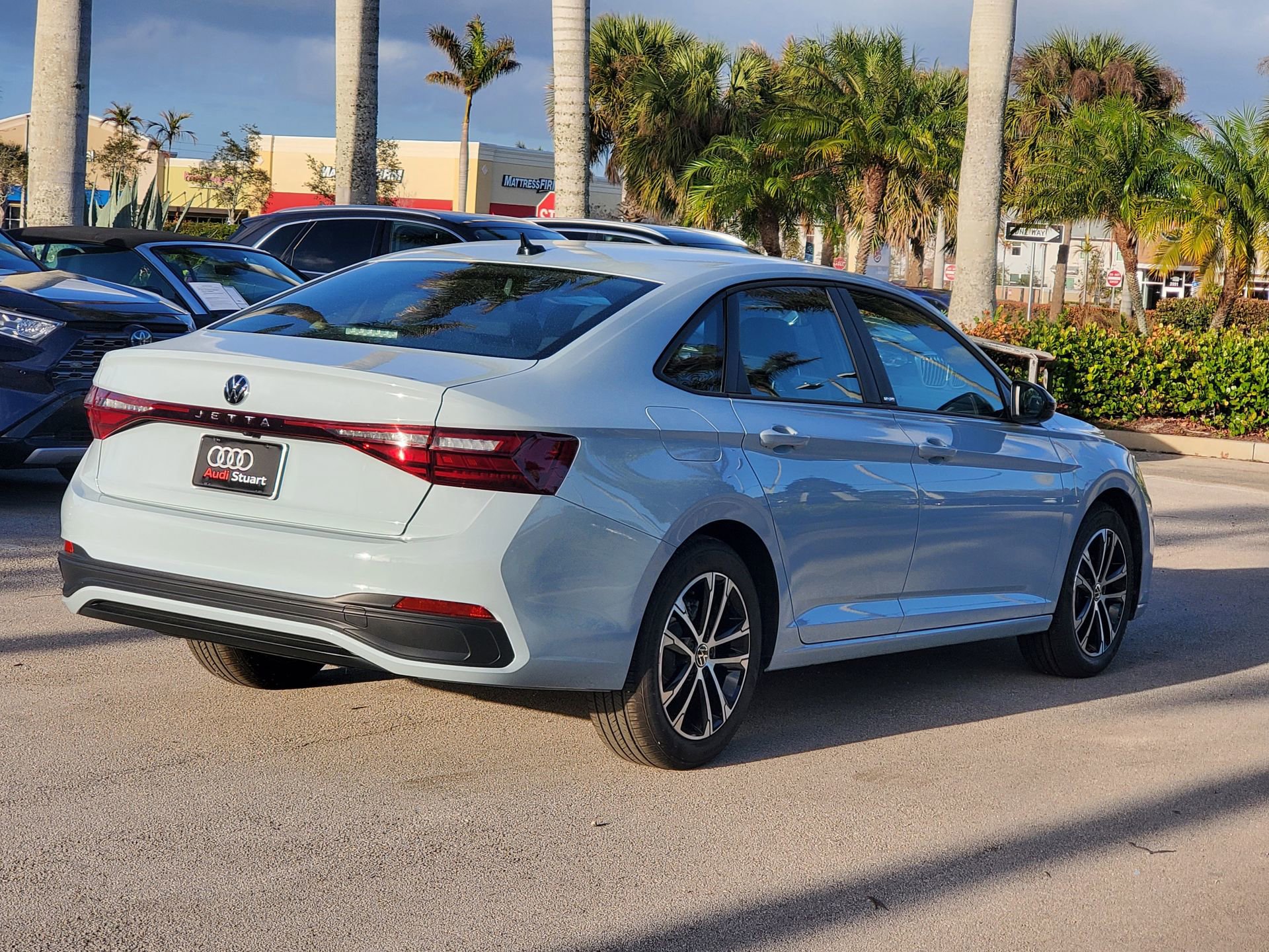 Used 2025 Volkswagen Jetta Sport image 6