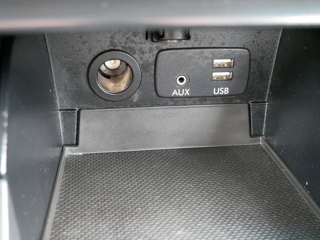 Used 2015 Subaru Legacy 2.5i Limited image 20