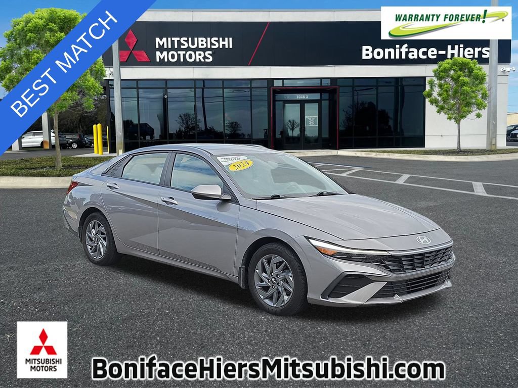 Used 2024 Hyundai Elantra SEL FWD image 1