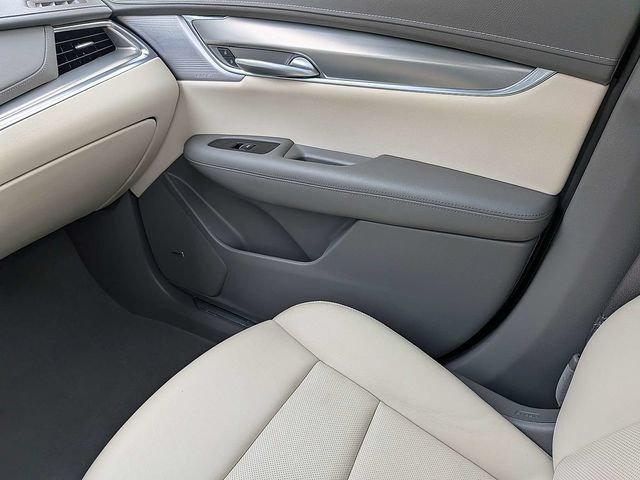 Certified 2024 Cadillac XT5 Premium Luxury FWD image 21