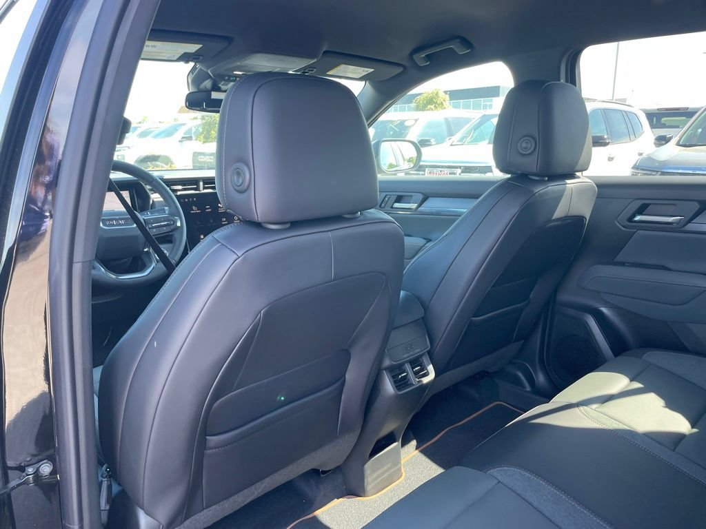 New 2026 GMC Terrain AT4 AWD/4WD image 22