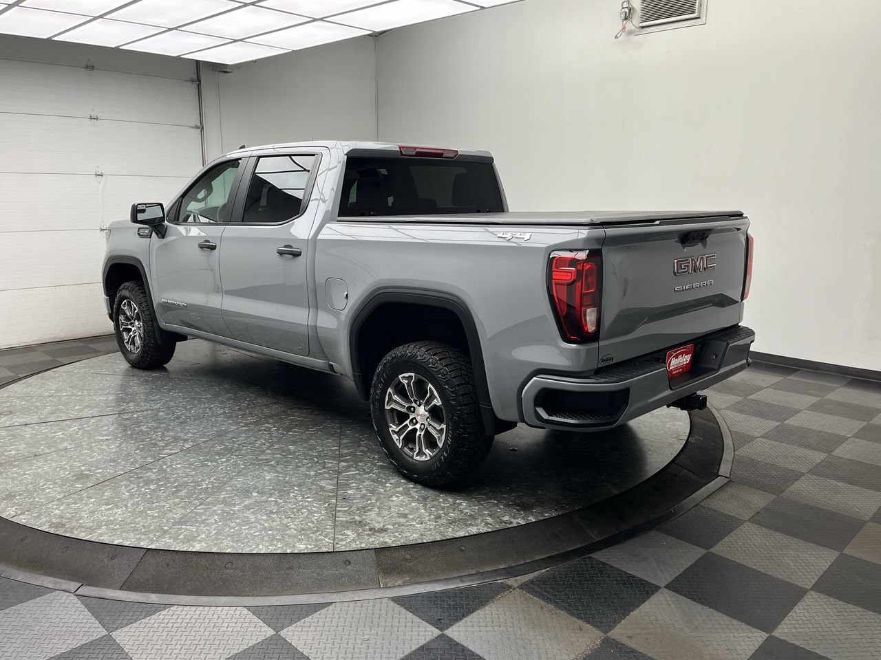 Certified 2024 GMC Sierra 1500 Pro w/ Graphite Edition AWD/4WD image 2