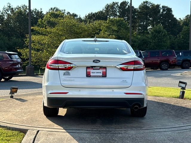 Used 2020 Ford Fusion SE FWD image 6