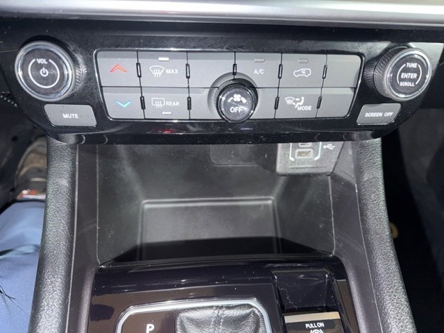 Used 2022 Jeep Compass Latitude image 23