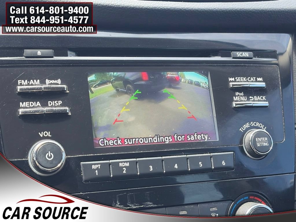 Used 2017 Nissan Rogue S FWD image 19