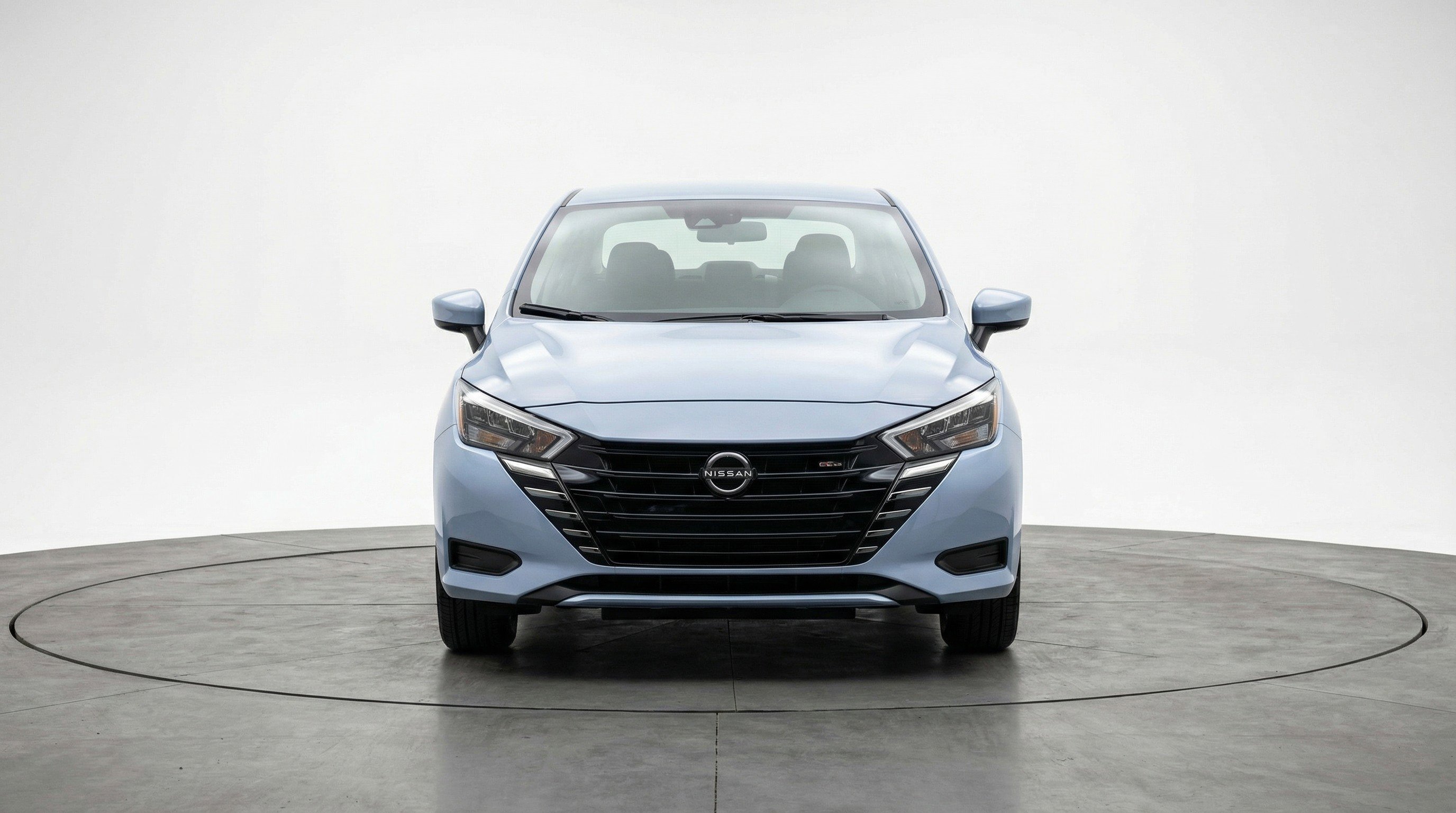 Used 2025 Nissan Versa SV image 2