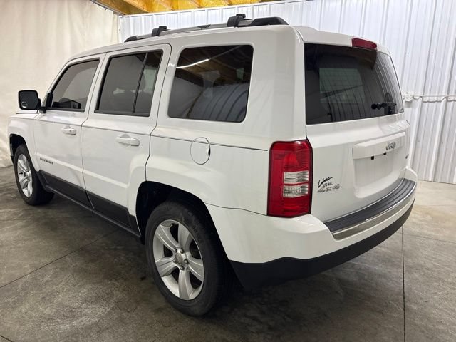 Used 2014 Jeep Patriot Limited w/ Sun/Sound Group AWD/4WD image 7