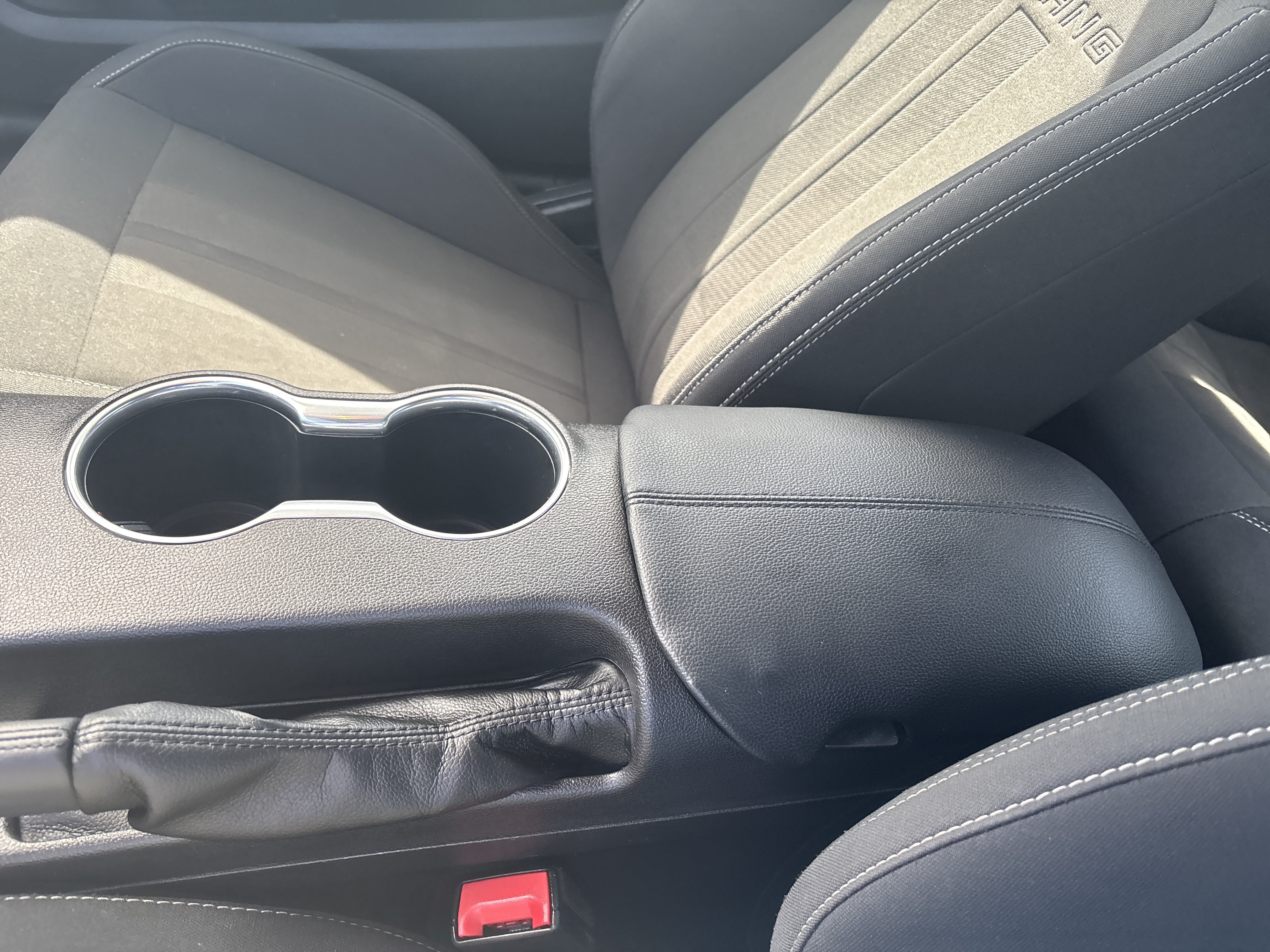Used 2019 Ford Mustang Coupe RWD image 22