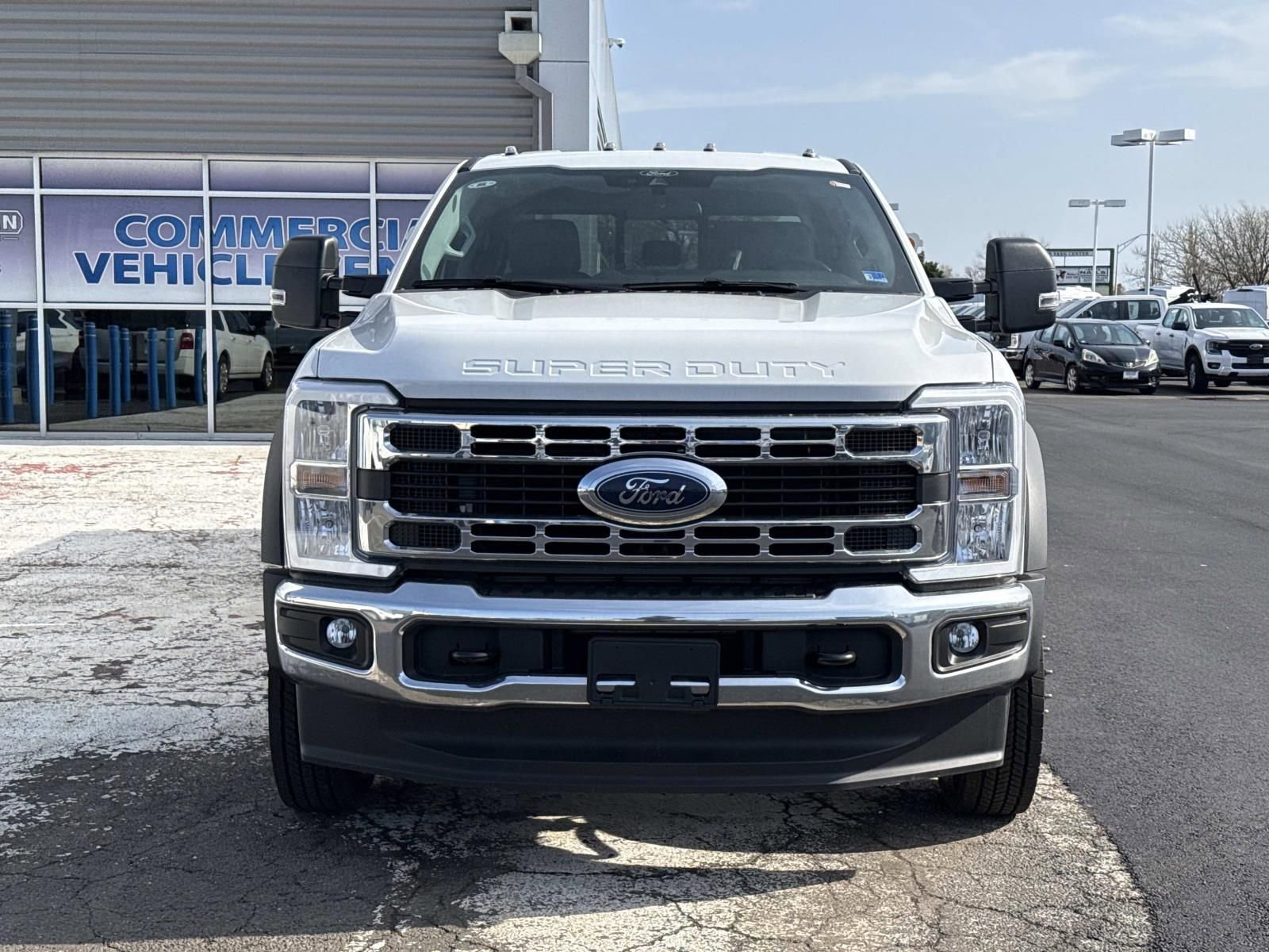 New 2026 Ford F550 4x4 Crew Cab image 8