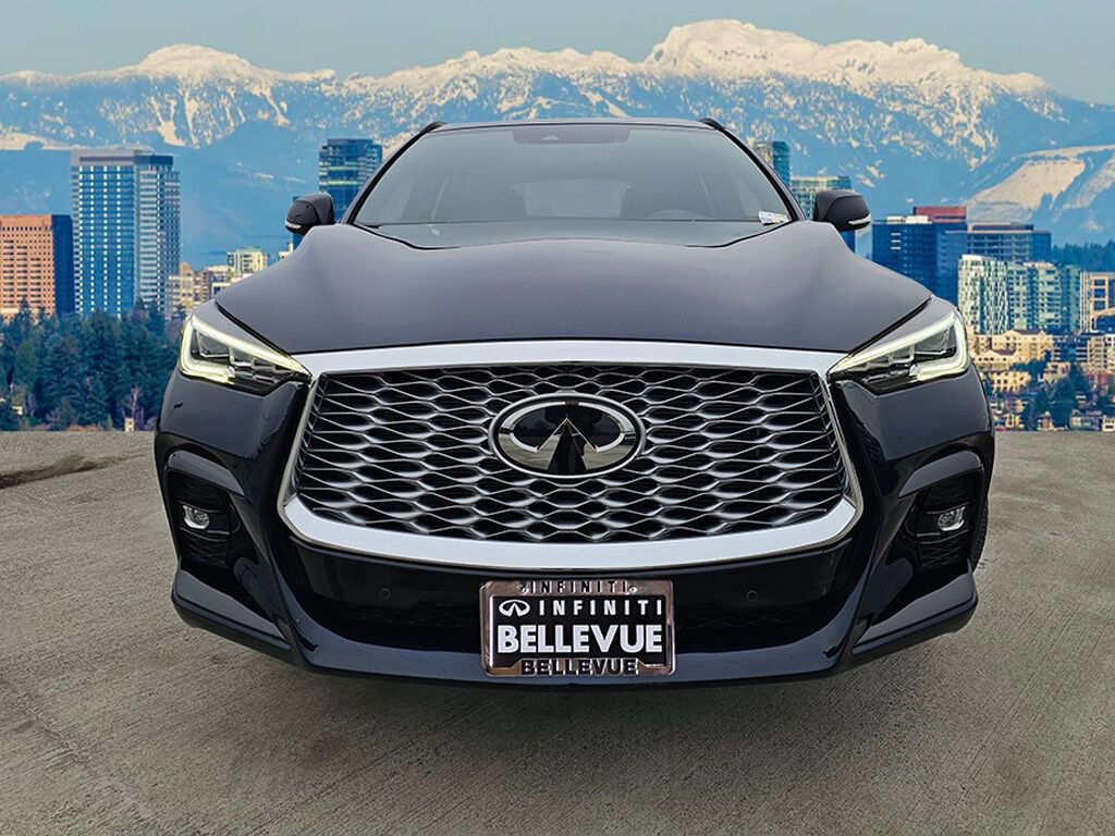 Certified 2023 INFINITI QX55 Essential image 10