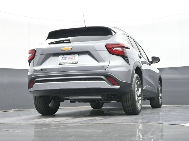 New 2026 Chevrolet Trax LT w/ Driver Confidence Package FWD image 39