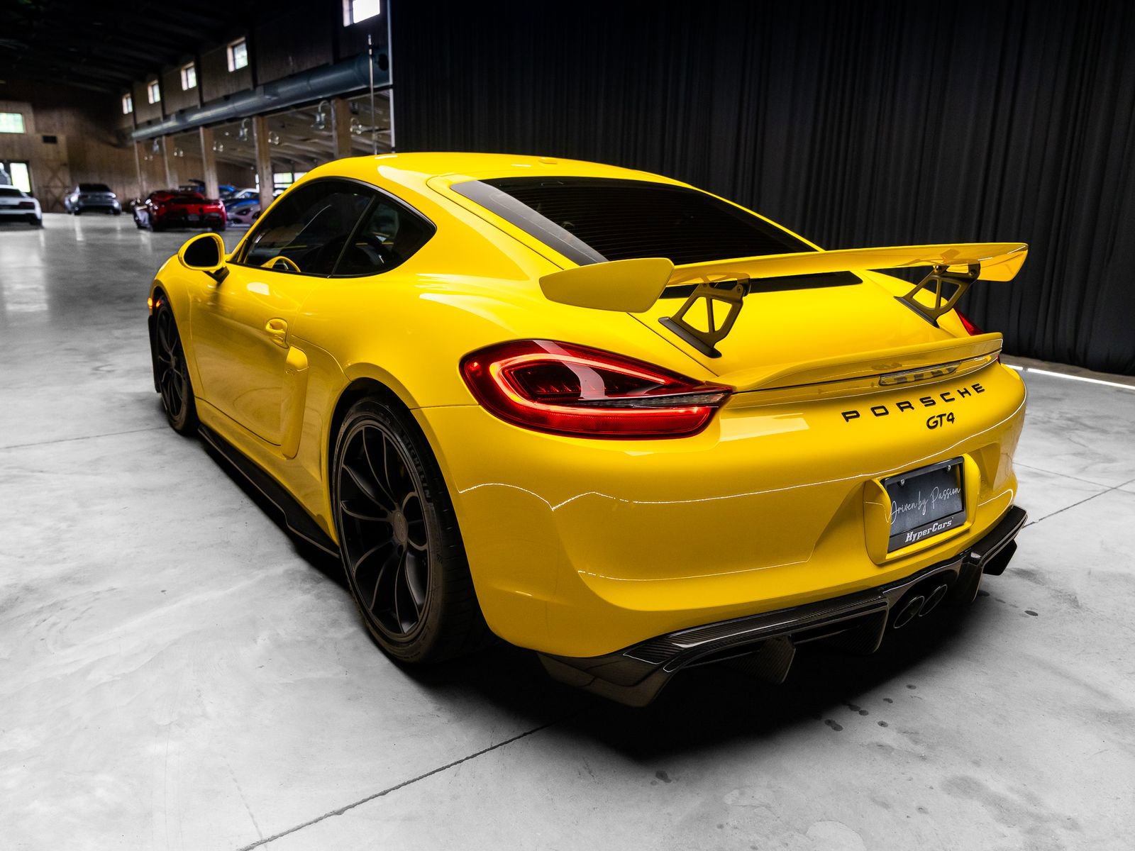 Used 2016 Porsche Cayman GT4 w/ Sport Chrono Package RWD image 12