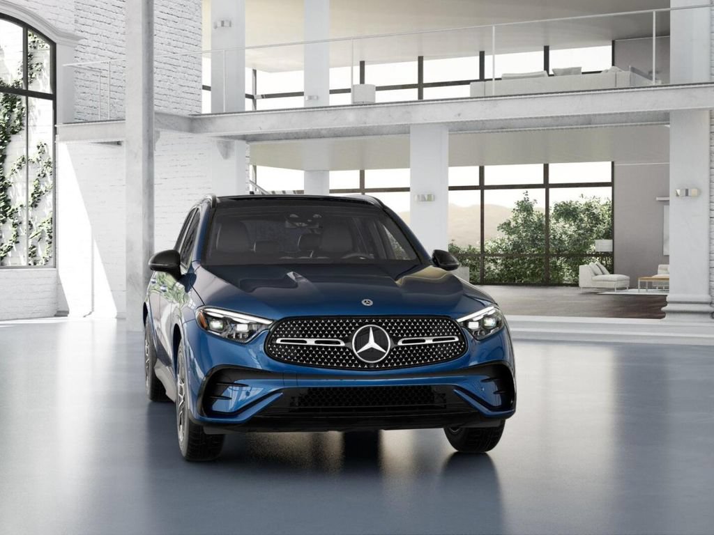 Certified 2025 Mercedes-Benz GLC 300 4MATIC image 8