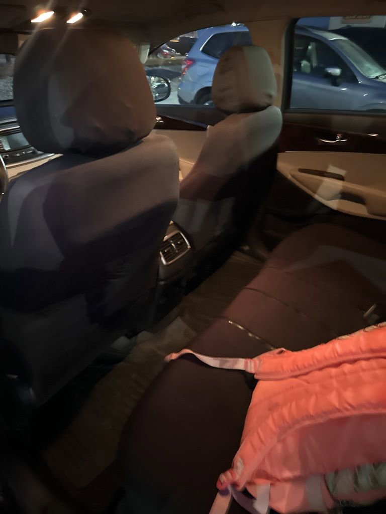 Used 2016 Kia Sorento LX w/ LX Convenience Package image 6