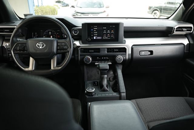 Used 2025 Toyota 4Runner SR5 image 26