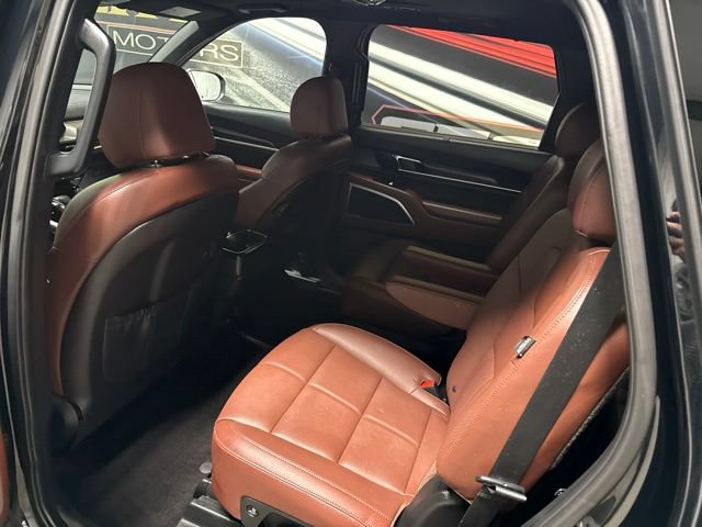 Used 2023 Kia Telluride EX w/ EX Captain's Chair Package AWD/4WD image 15