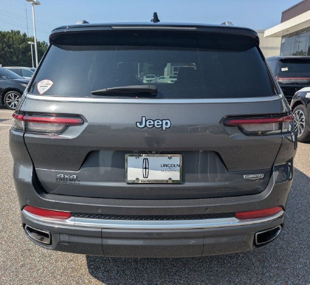 Used 2023 Jeep Grand Cherokee L Summit AWD/4WD image 5