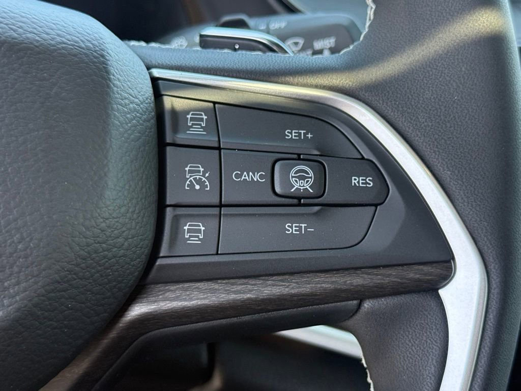 New 2026 Jeep Grand Cherokee Limited Reserve image 25