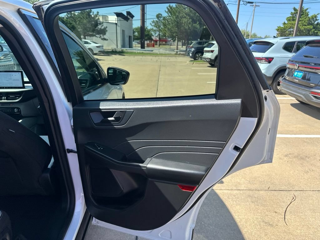 Used 2023 Ford Escape Active w/ Tech Pack #1 FWD image 15