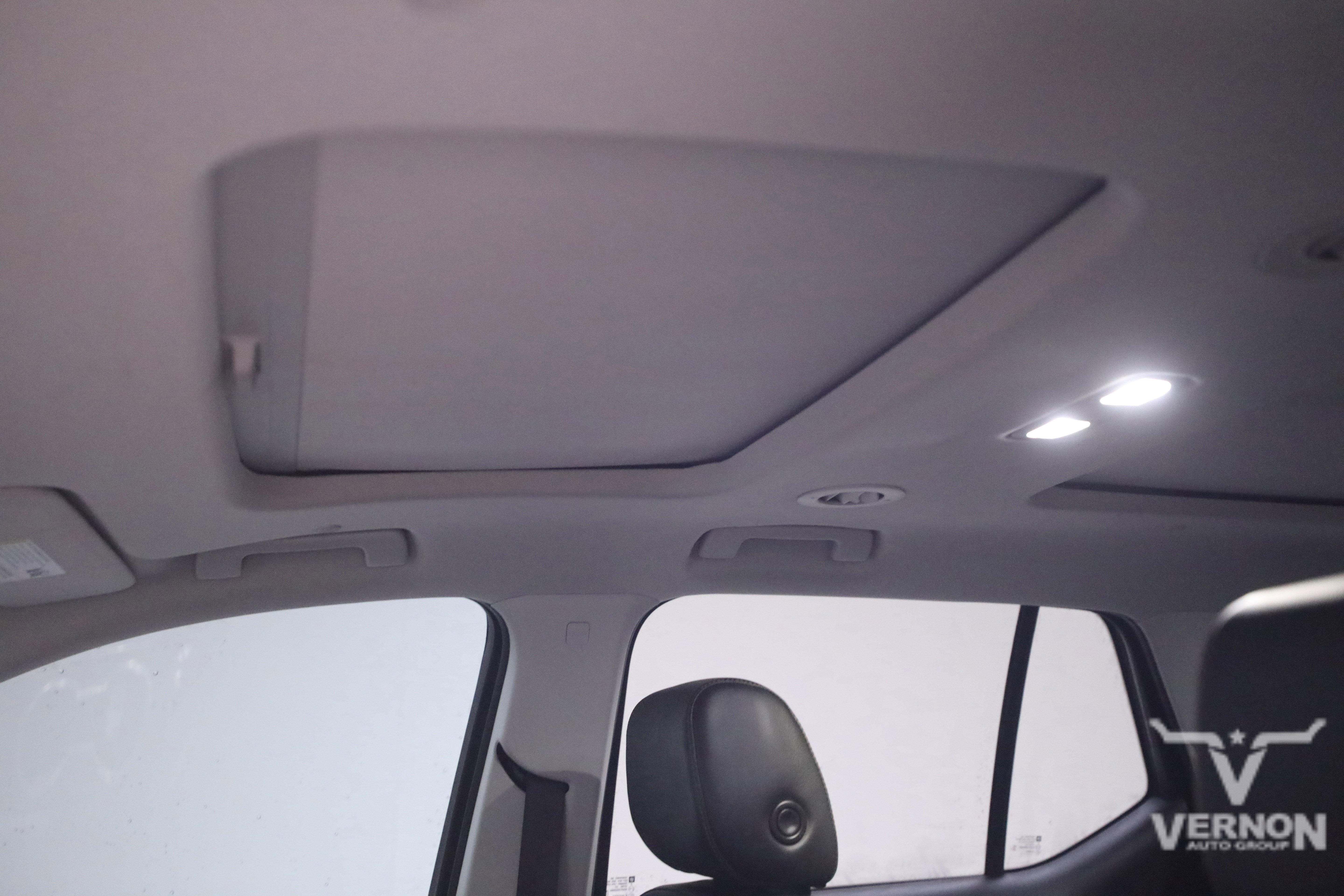 Used 2019 Chevrolet Traverse RS image 14