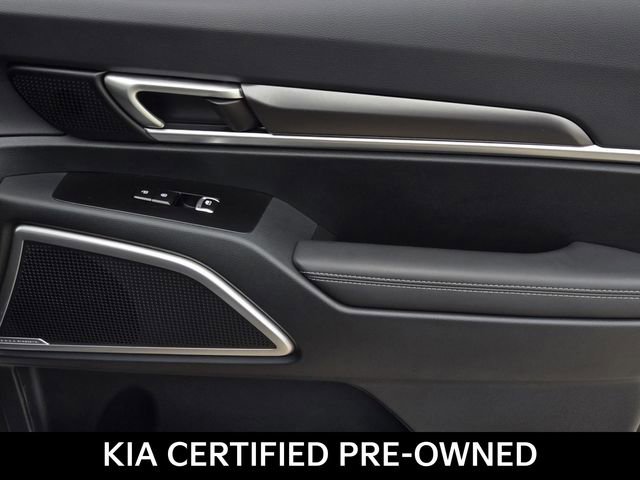 Certified 2025 Kia Telluride S FWD image 8