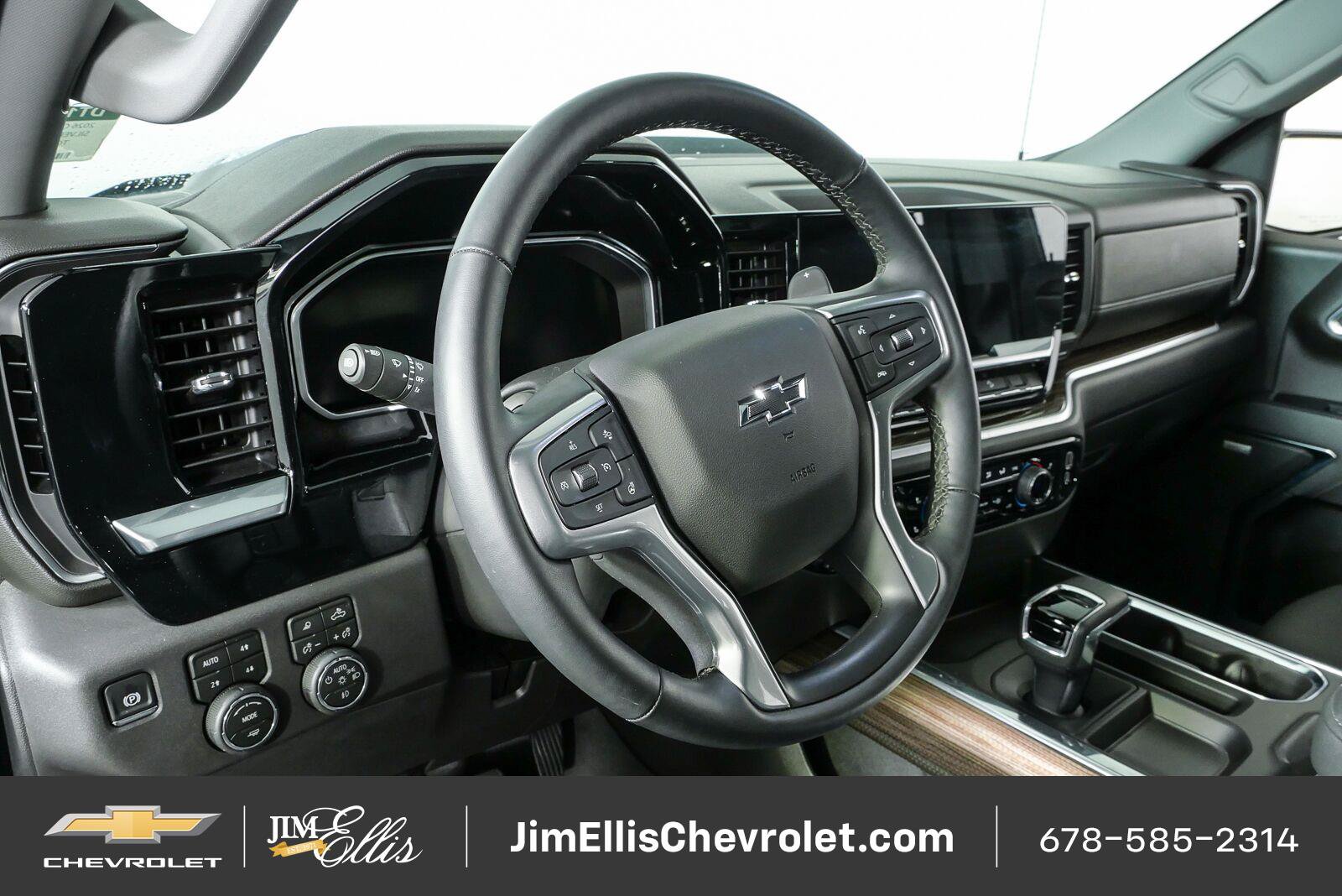 New 2026 Chevrolet Silverado 1500 LT Trail Boss w/ LT Trail Boss Premium Package AWD/4WD image 4