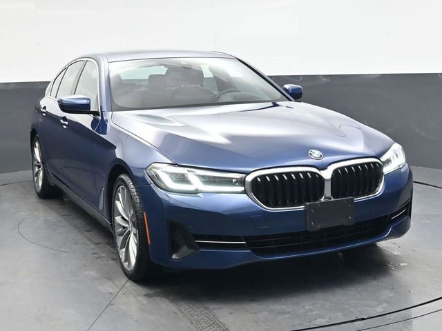 Used 2022 BMW 540i xDrive w/ Premium Package image 2
