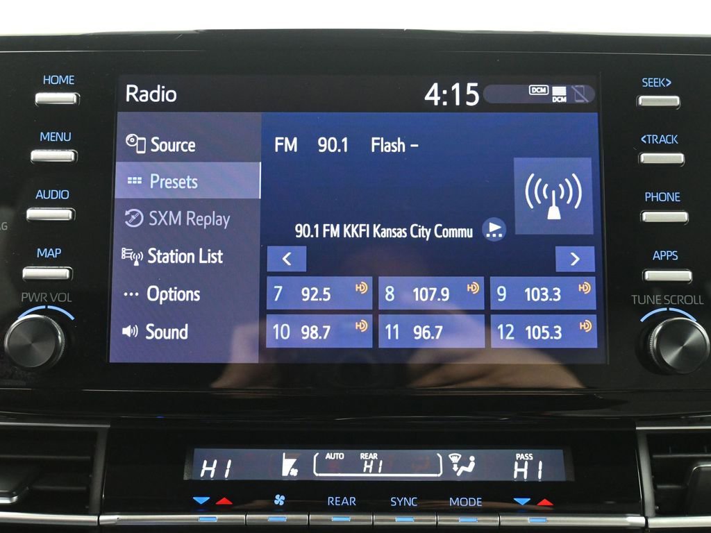 Certified 2024 Toyota Sienna LE image 22