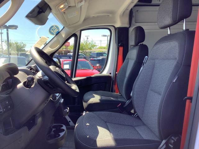 Used 2025 RAM ProMaster 2500 w/ Convenience Group FWD image 7
