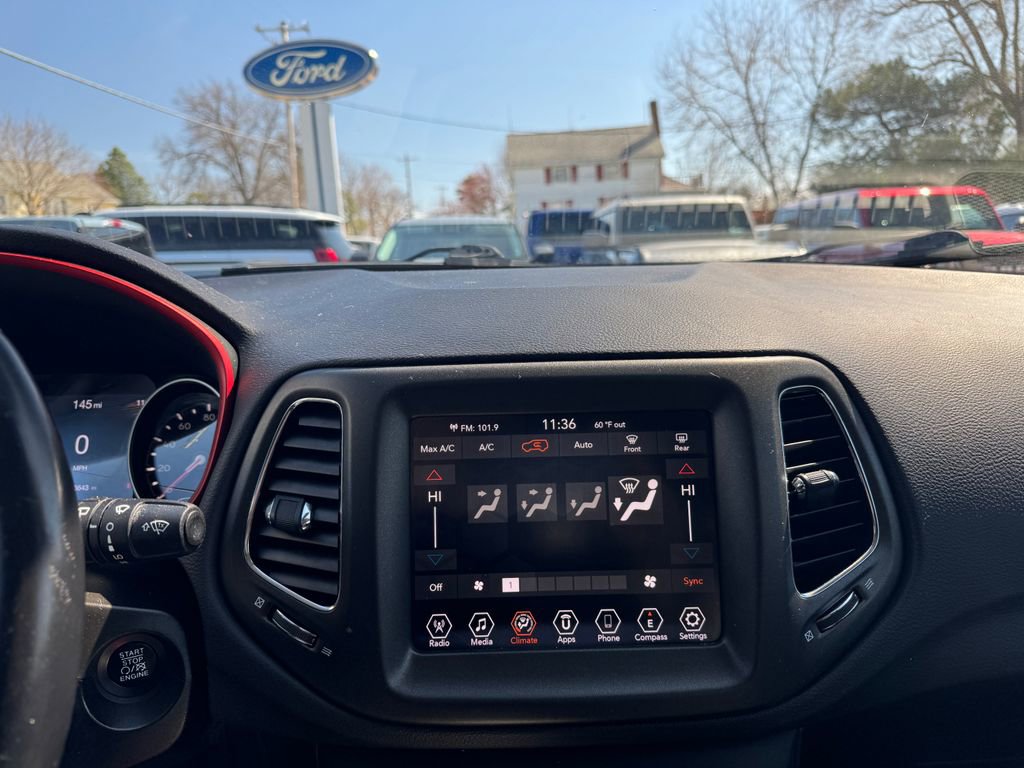Used 2019 Jeep Compass Trailhawk image 23
