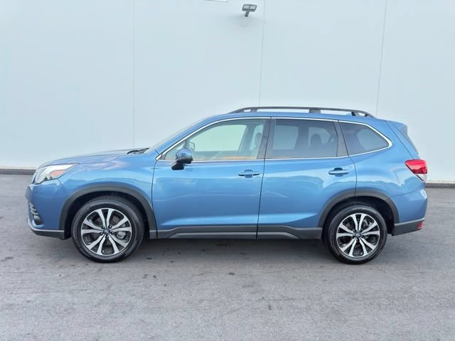 Used 2023 Subaru Forester Limited AWD/4WD image 10
