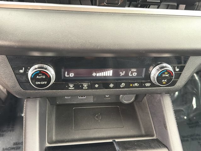 Used 2023 Mitsubishi Outlander SE AWD/4WD image 14