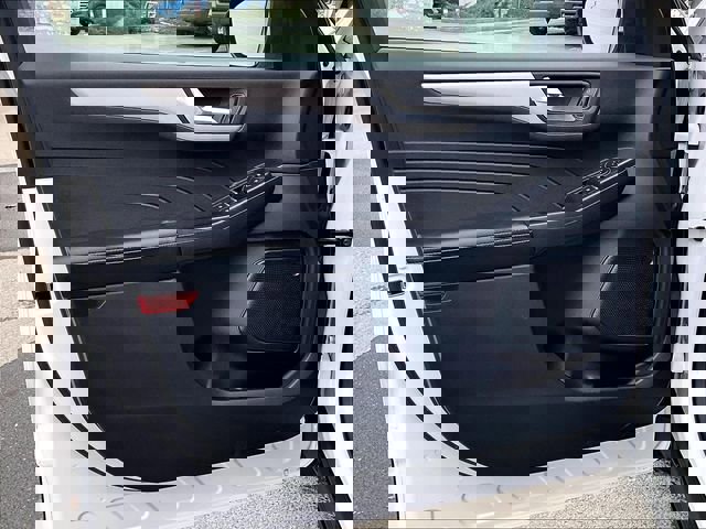 Used 2021 Ford Escape SE AWD/4WD image 18