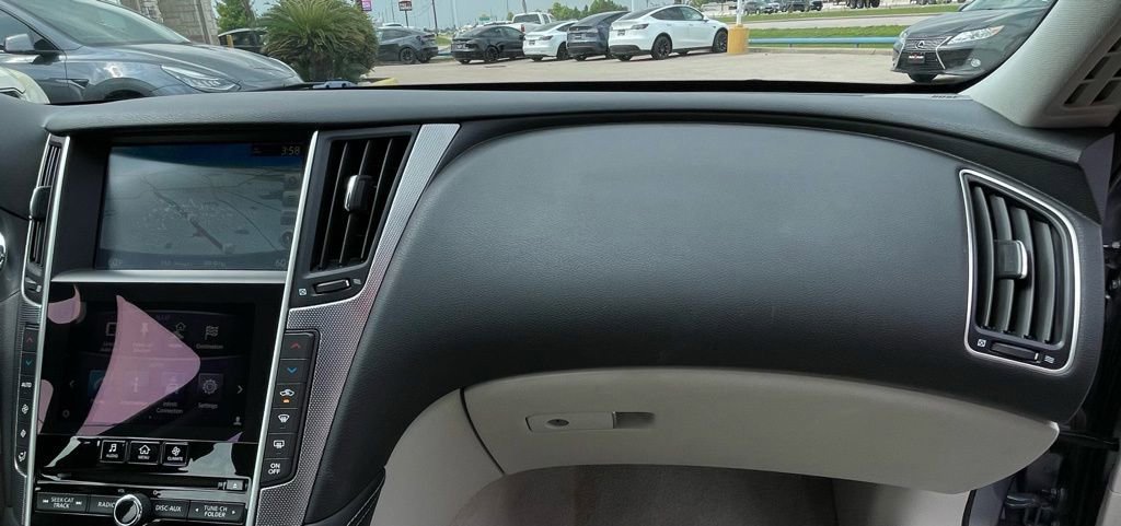 Used 2014 INFINITI Q50 Premium w/ Navigation Package RWD image 32