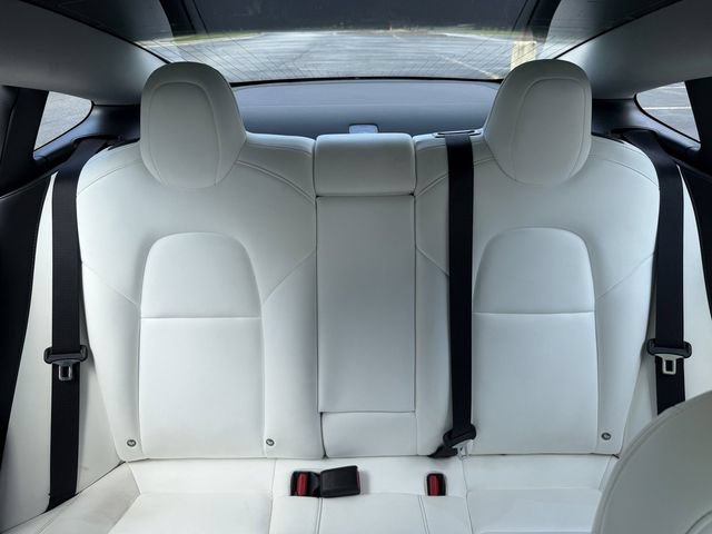 Used 2018 Tesla Model 3 Mid Range RWD image 26