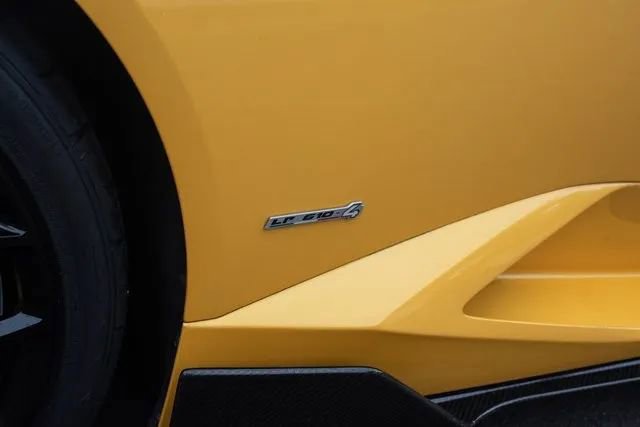 Used 2015 Lamborghini Huracan LP 610-4 image 27