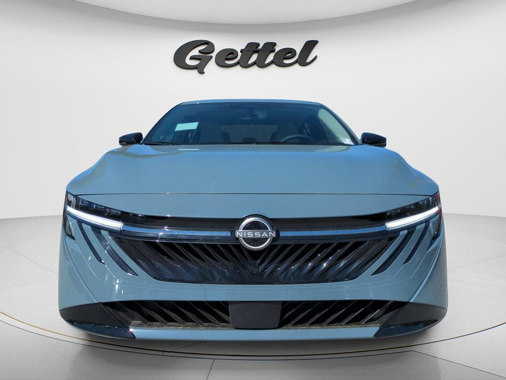 New 2026 Nissan Sentra SL w/ Floor Mat Package FWD image 2