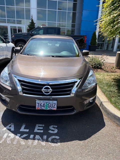Used 2014 Nissan Altima 2.5 SV w/ Convenience Package FWD image 16