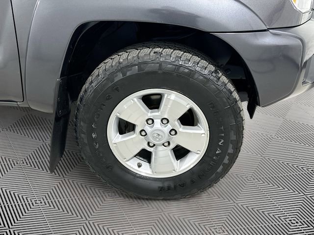 Used 2015 Toyota Tacoma 4x4 Double Cab w/ TRD Sport Package image 20