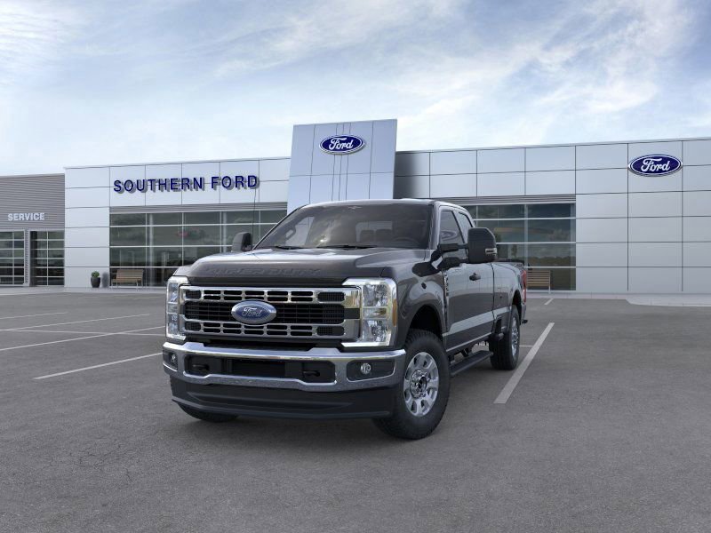 New 2025 Ford F350 XLT w/ FX4 Off-Road Package image 2