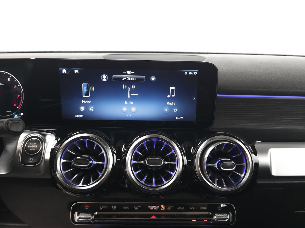 Certified 2026 Mercedes-Benz GLB 250 4MATIC image 17