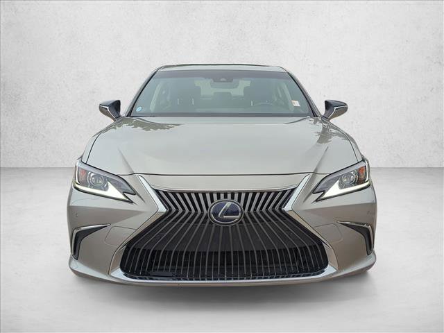 Used 2019 Lexus ES 300h w/ Accessory Package 2 image 2