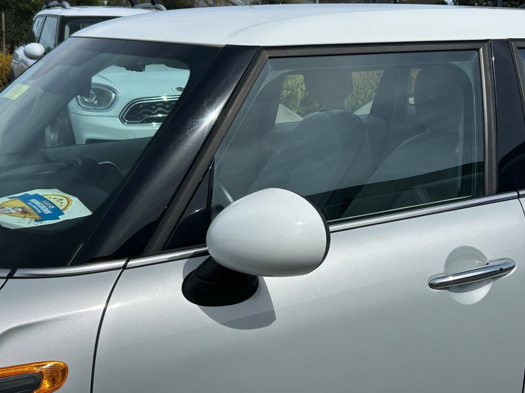 Used 2015 MINI Cooper 4-Door Hardtop FWD image 10