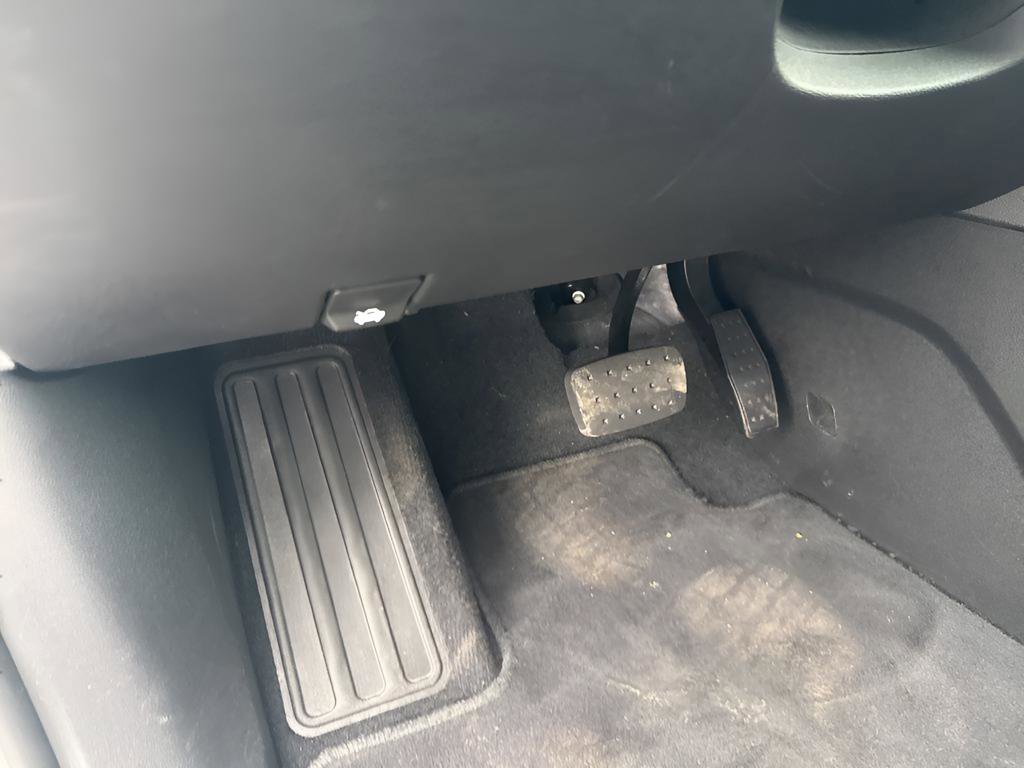 Used 2025 Buick Enclave Preferred image 13